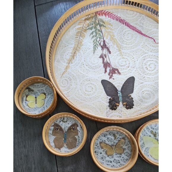 Vintage Round Bamboo Serving Tray Butterfly with Coasters Set of 7 Taiwan - Picture 4 of 12